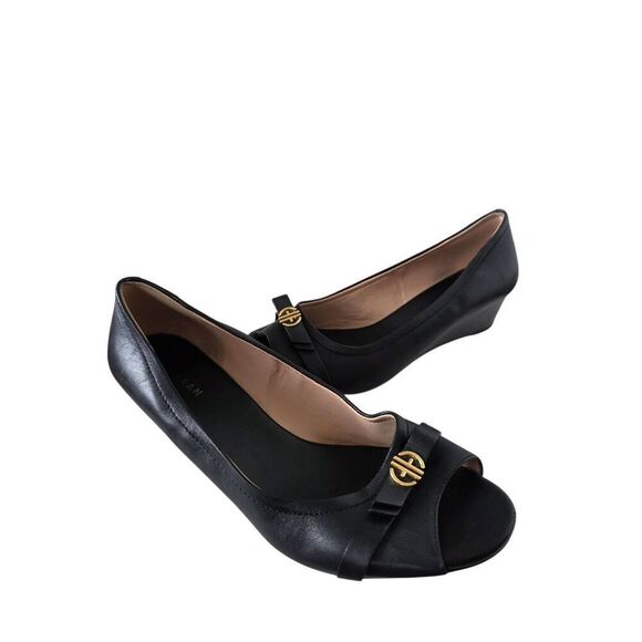 Cole Haan Peep Toe Leather Wedge Size 8.5B Black Logo Padded Footbed - Picture 4 of 8